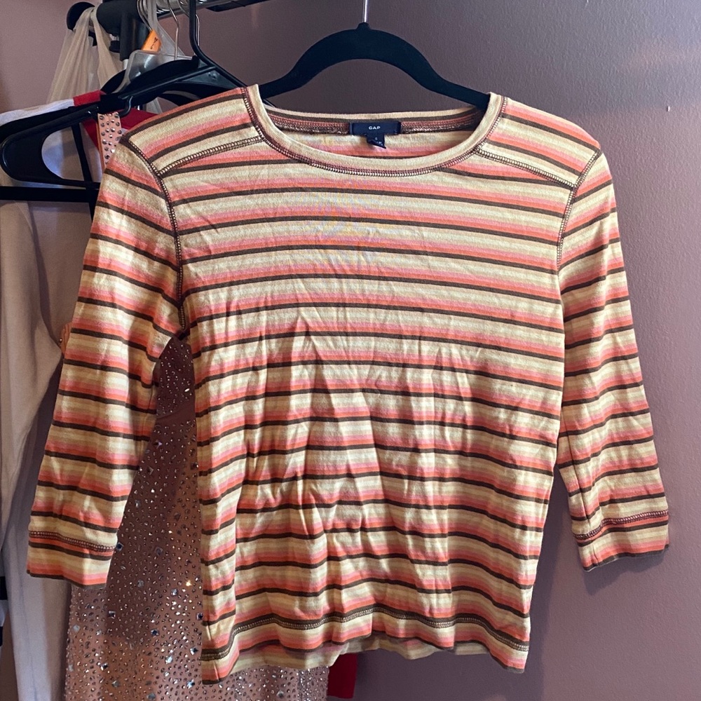 Gap tee